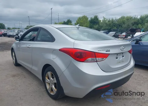 2013 Hyundai Elantra Gs z USA, uszkodzony, nr VIN KMHDH6AE5DU004496